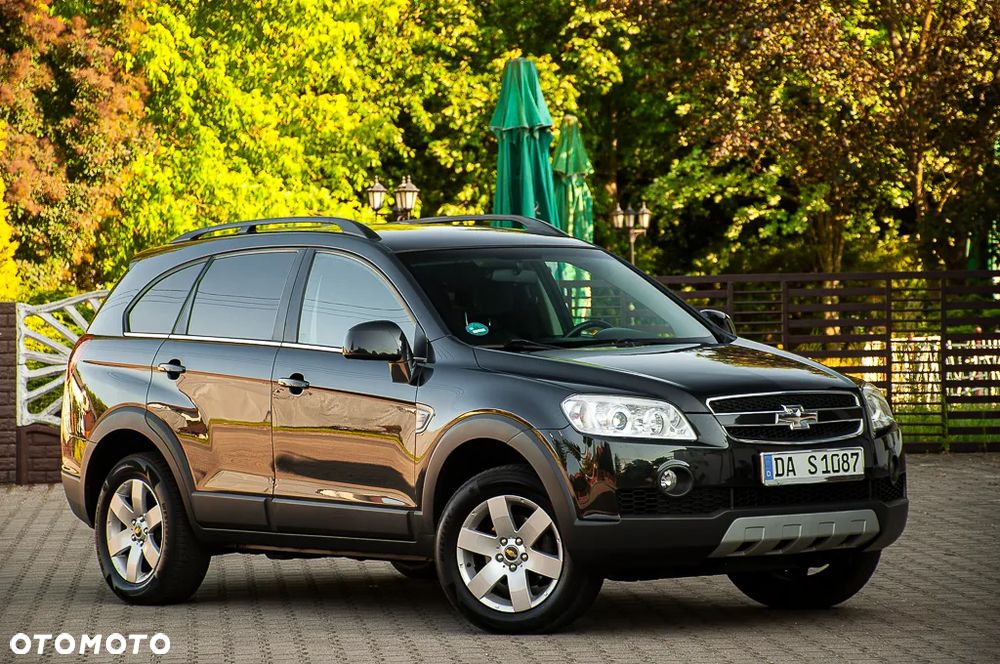 Chevrolet Captiva 2.4 2WD 7 Sitzer LS Family Edition - 9