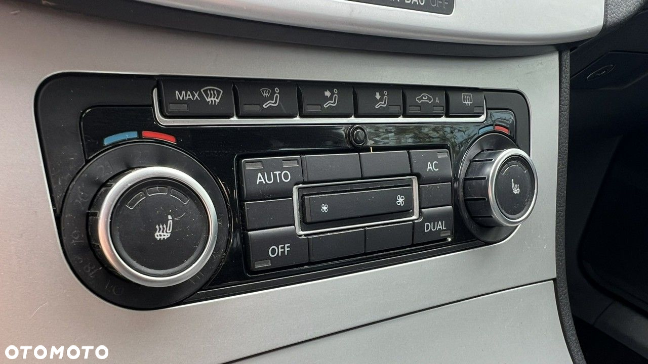 Volkswagen Passat CC - 29