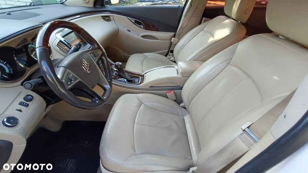 Buick Lacrosse - 5