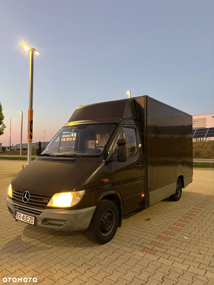Mercedes-Benz Sprinter - 34