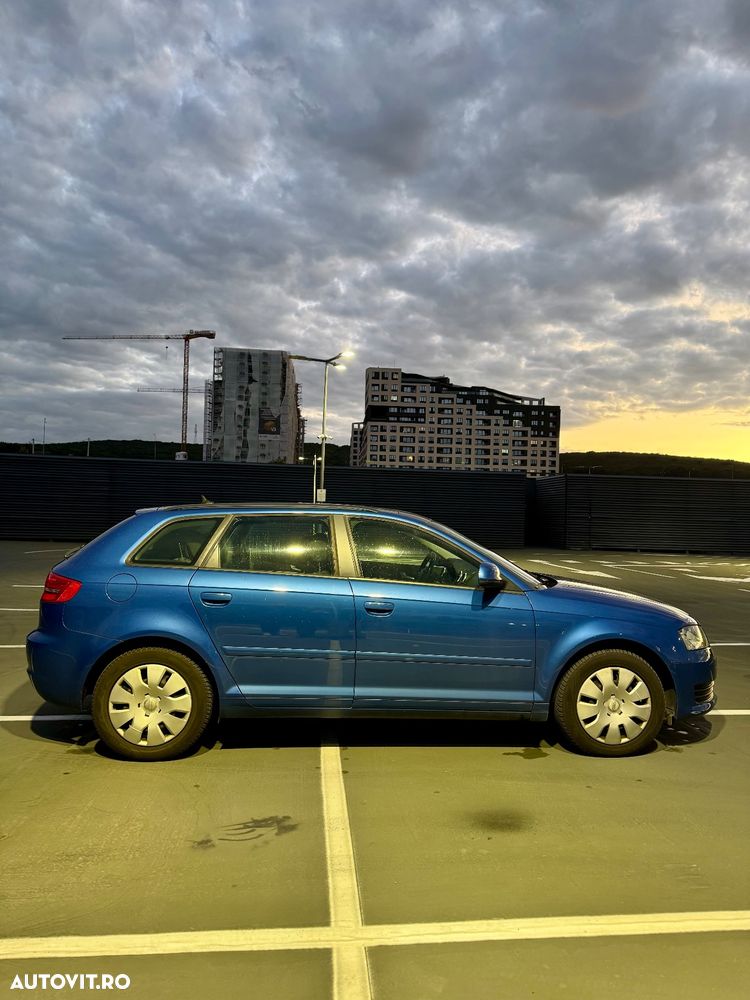 Audi A3 2.0 TDI Sportback Ambiente - 4