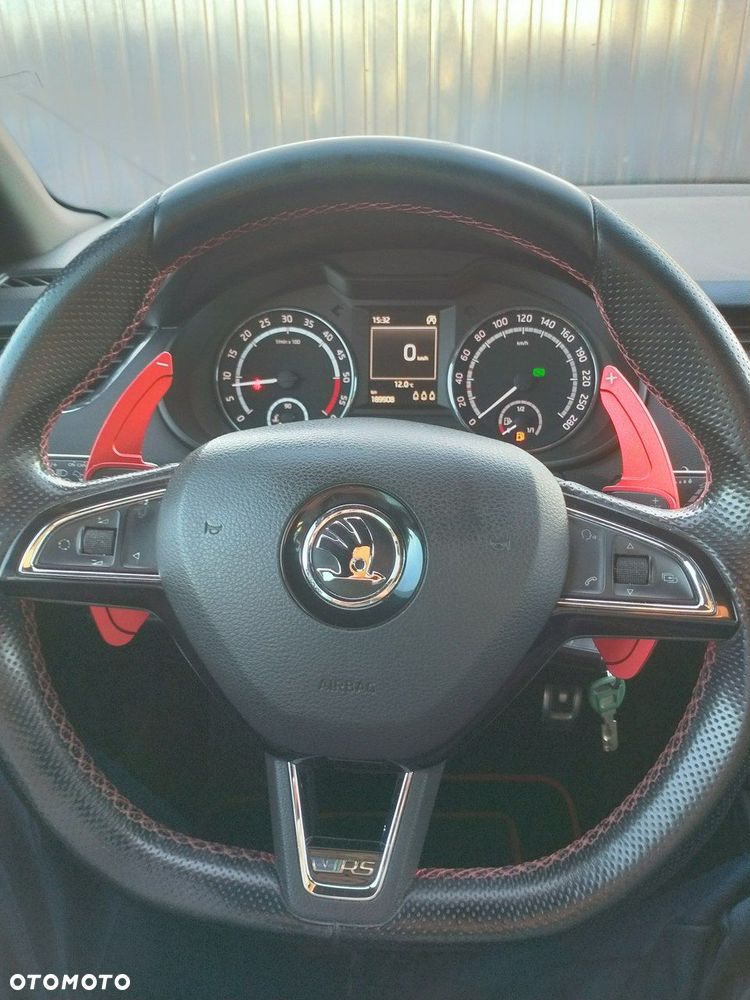 Skoda Octavia 2.0 TDI RS DSG - 12