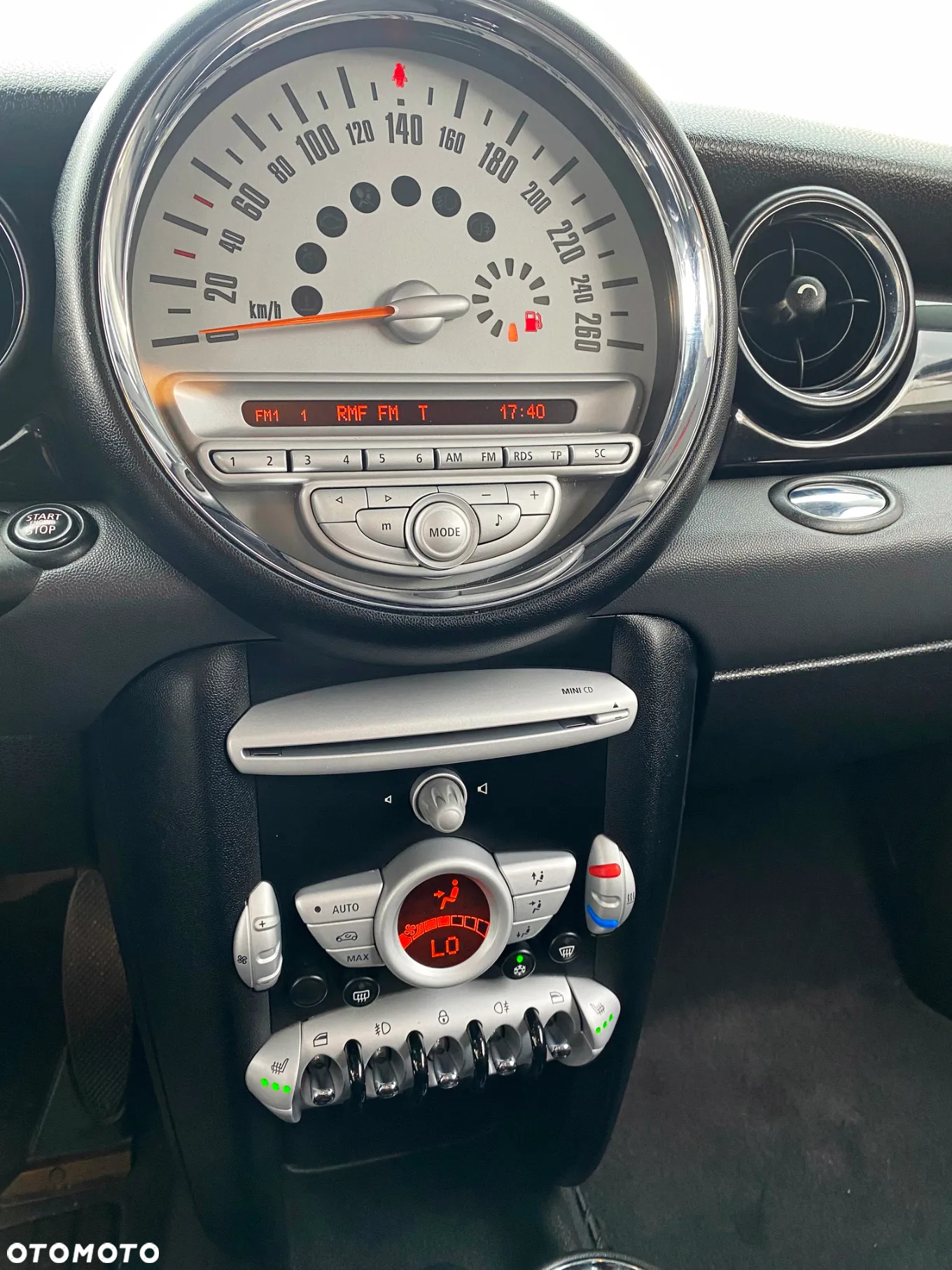 MINI ONE Standard - 6