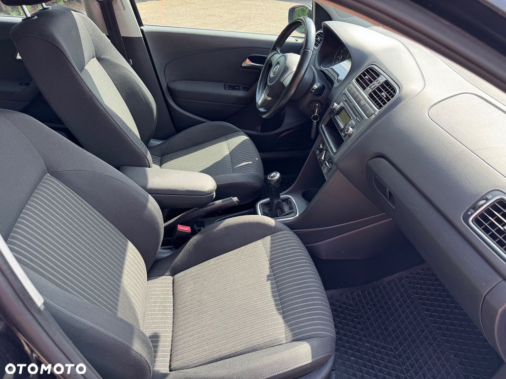 Volkswagen Polo 1.4 FSI Highline - 13