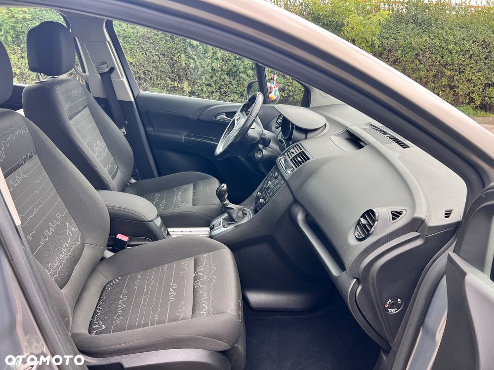 Opel Meriva 1.4 T Enjoy S&S - 12