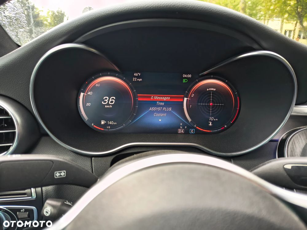 Mercedes-Benz Klasa C 300 4Matic 9G-TRONIC AMG Line - 11
