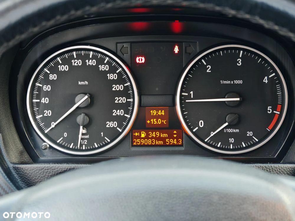 BMW Seria 3 318d - 8