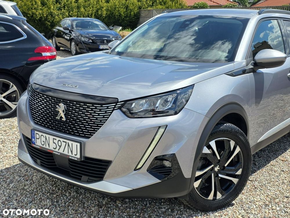 Peugeot 2008 PureTech 130 Allure S&S EAT8 - 1