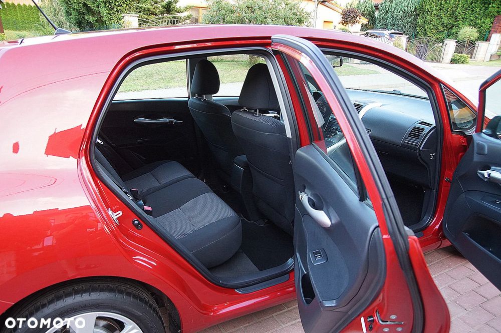 Toyota Auris 1.6 Edition - 18