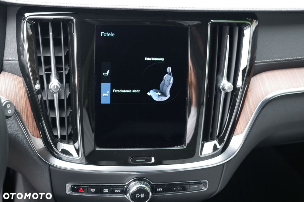 Volvo V60 T6 AWD Recharge Geartronic Inscription - 30