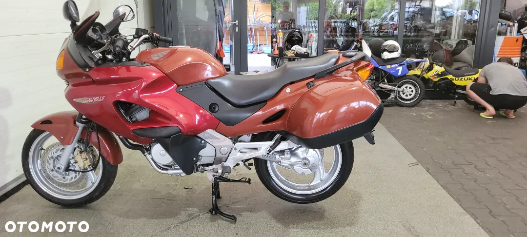 Honda NTV - 24