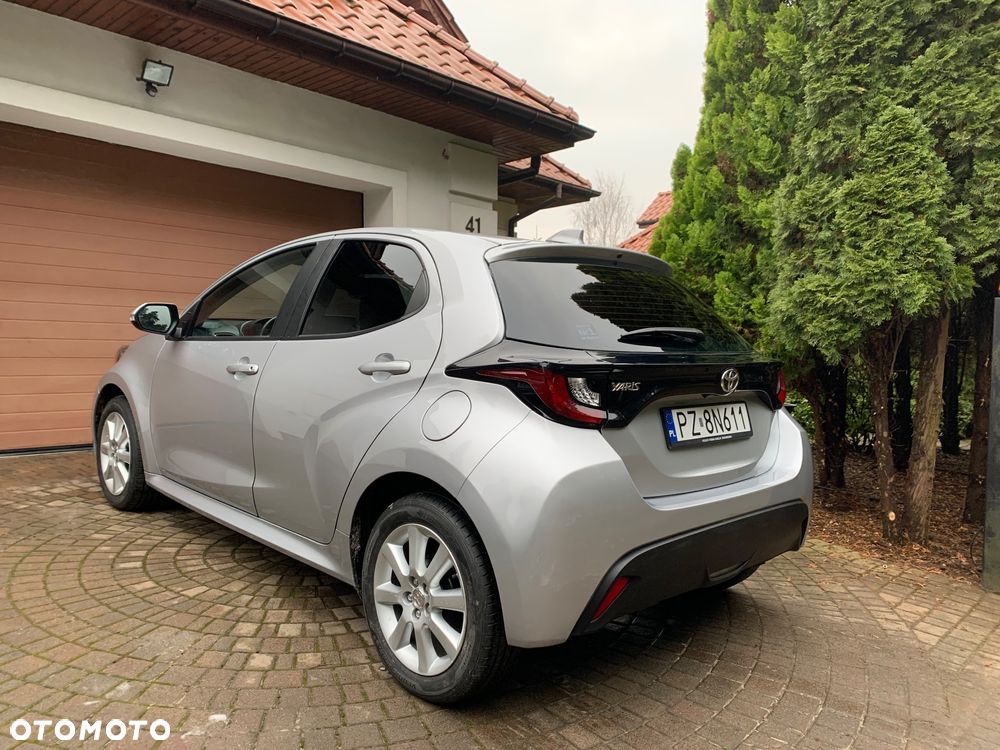 Toyota Yaris 1.5 Comfort - 1