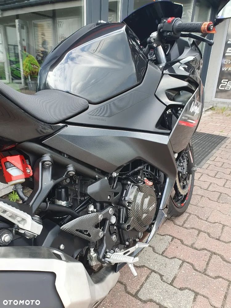 Kawasaki Ninja 400 - 16