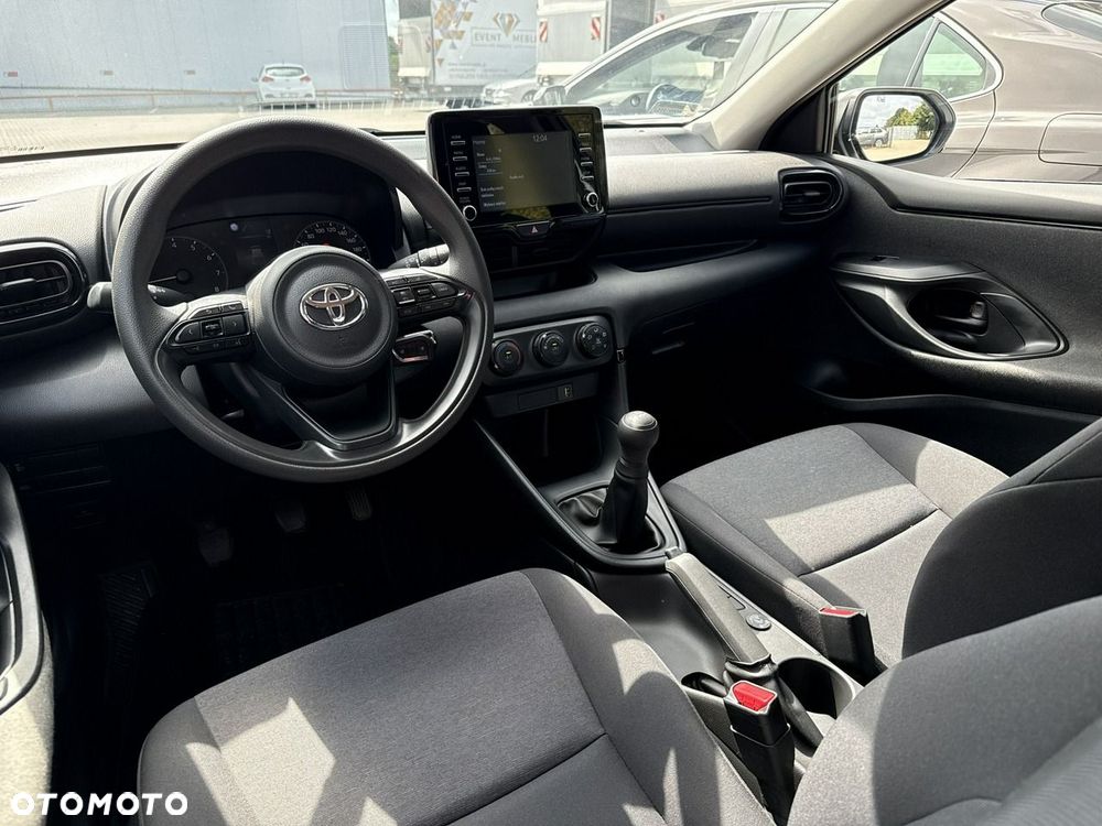 Toyota Yaris 1.0 Active - 12