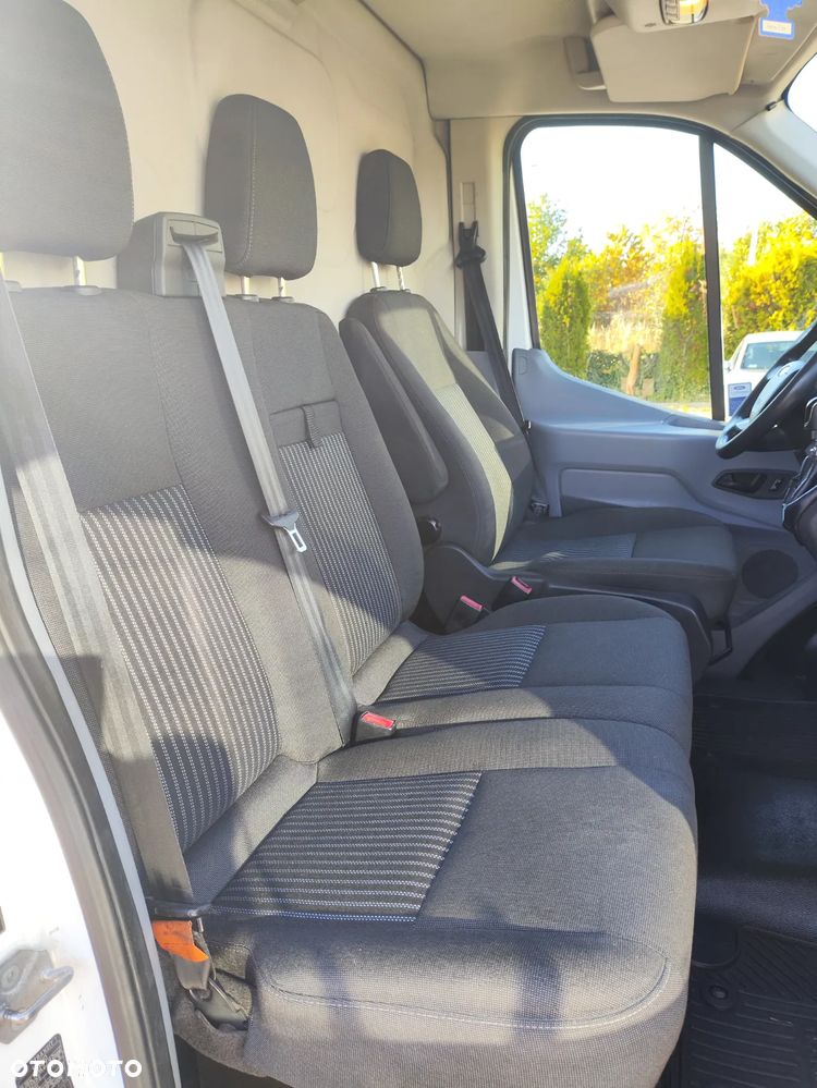 Ford Transit - 29