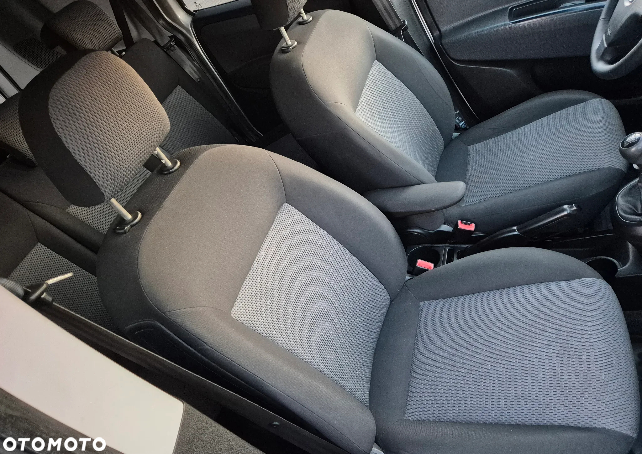 Fiat Doblo 2.0 Multijet 16V Emotion - 19