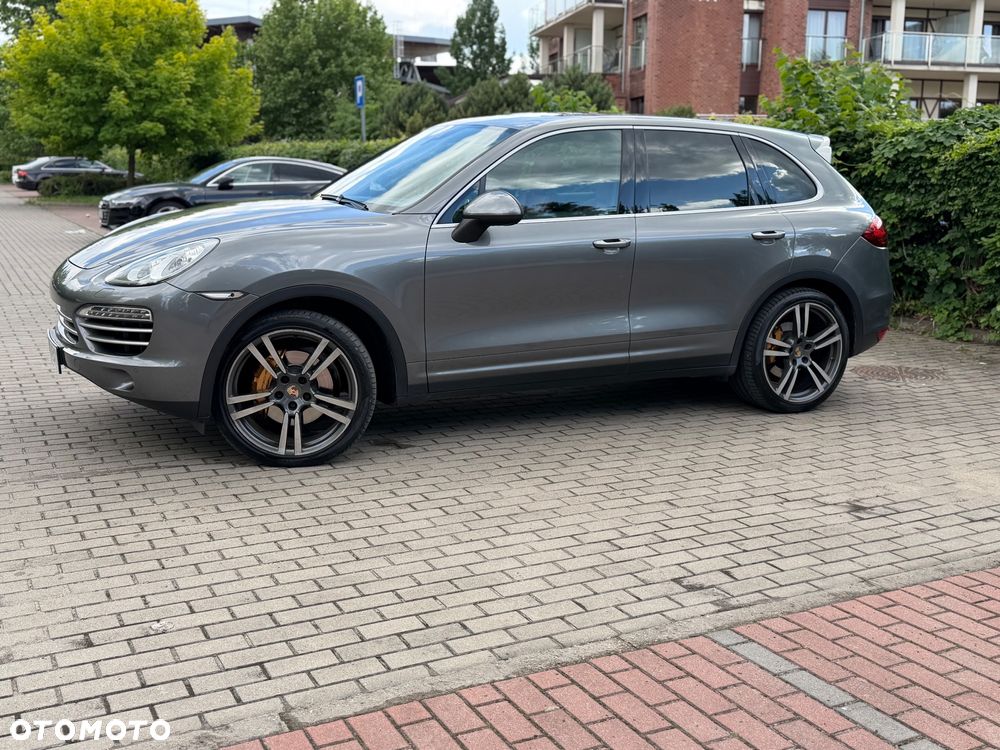Porsche Cayenne Diesel Platinum Edition - 3