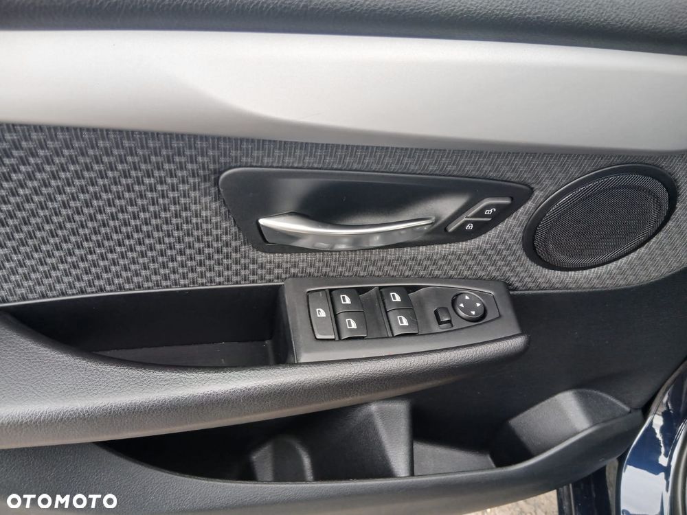 BMW Seria 2 218d xDrive Luxury Line - 17