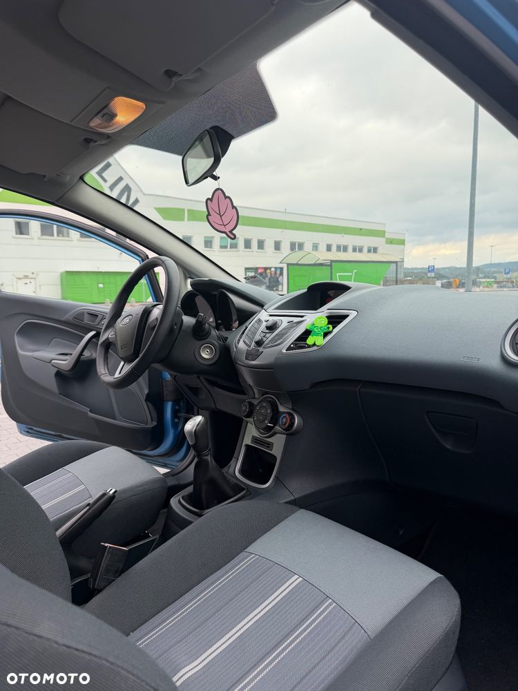 Ford Fiesta - 7