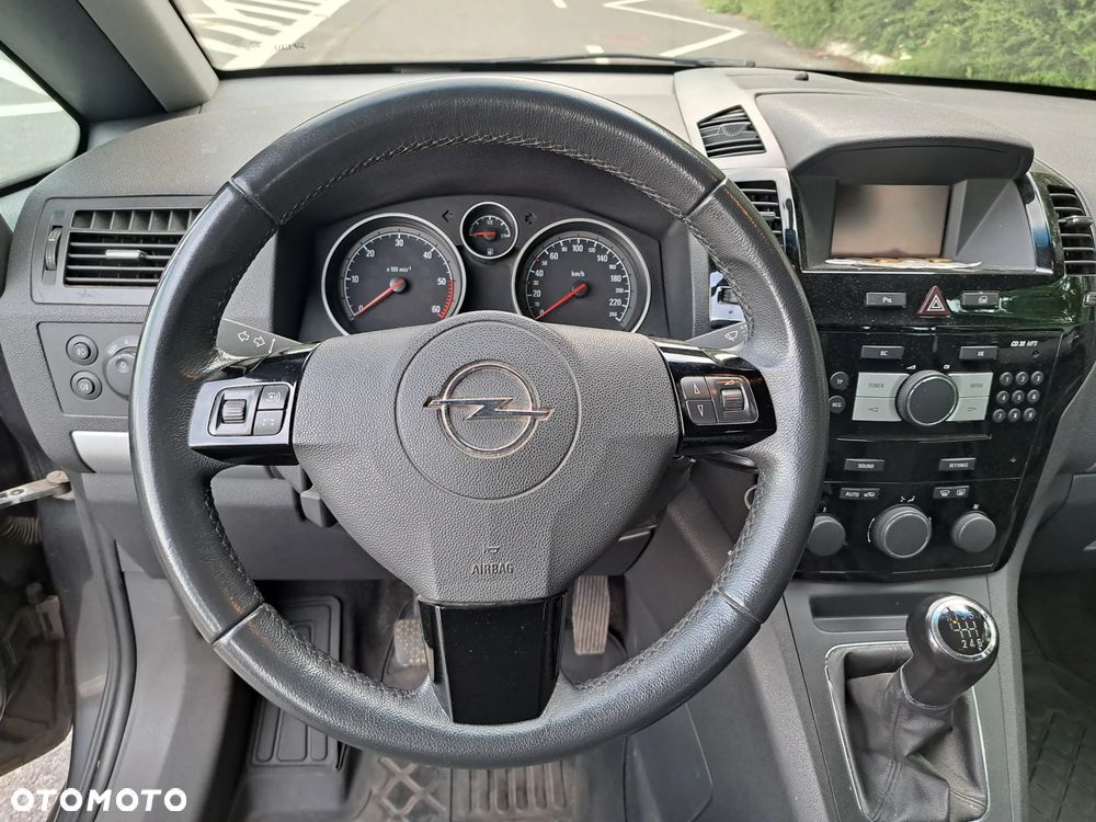 Opel Zafira 1.7 CDTI Cosmo - 8