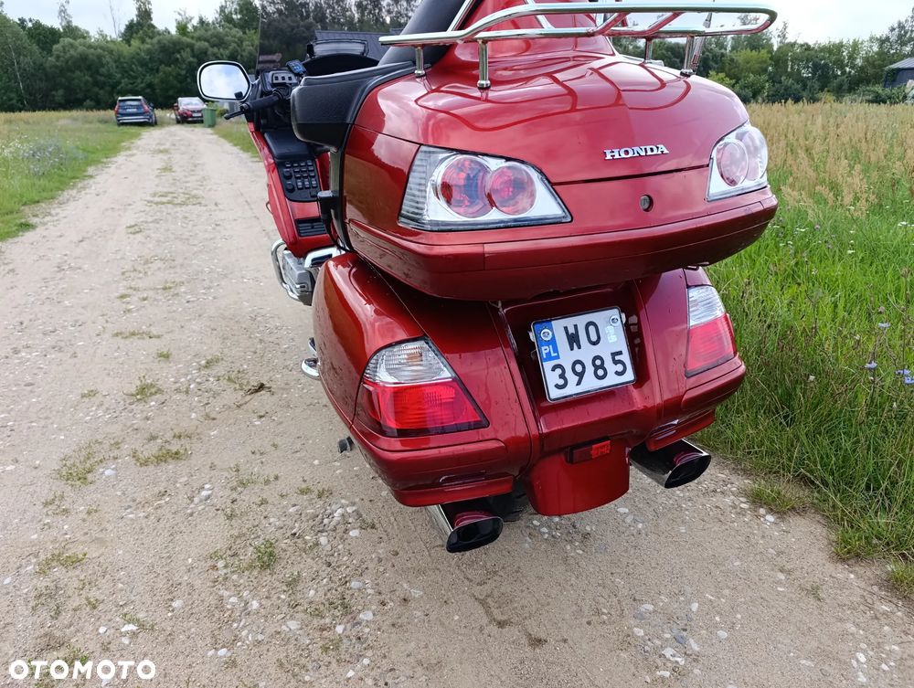 Honda GL - 24