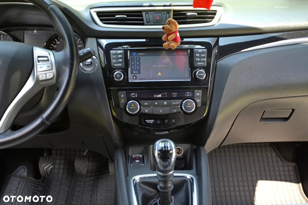 Nissan Qashqai 1.6 dCi 4x4 360 S&S - 18