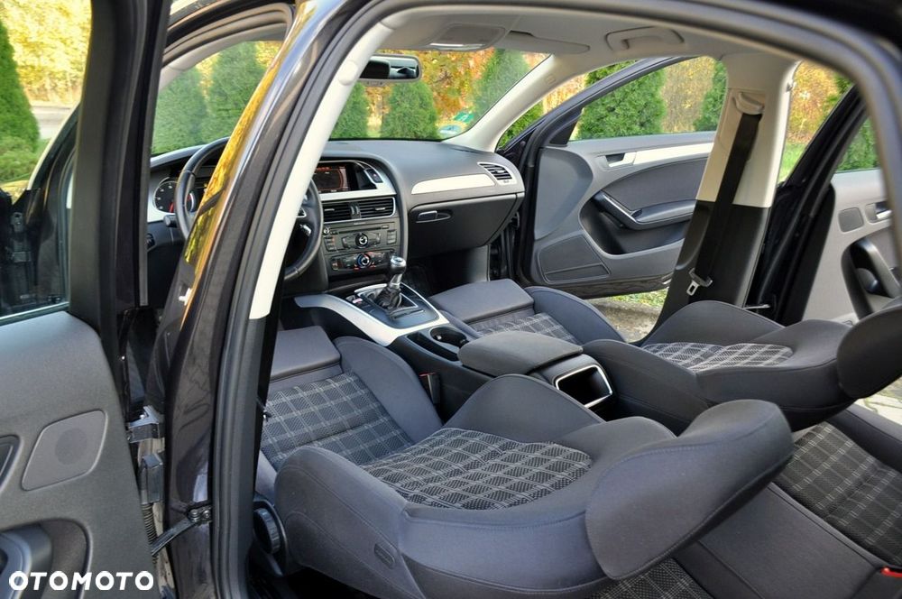 Audi A4 Limousine - 27