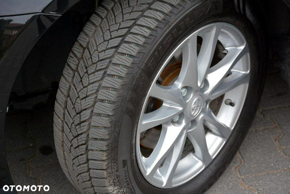 Toyota Avensis 2.0 D-4D Comfort - 39