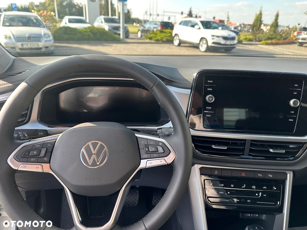 Volkswagen T-Roc ver-1-5-tsi-life-plus-dsg - 15
