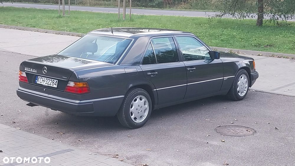 Mercedes-Benz W124 (1984-1993) - 7