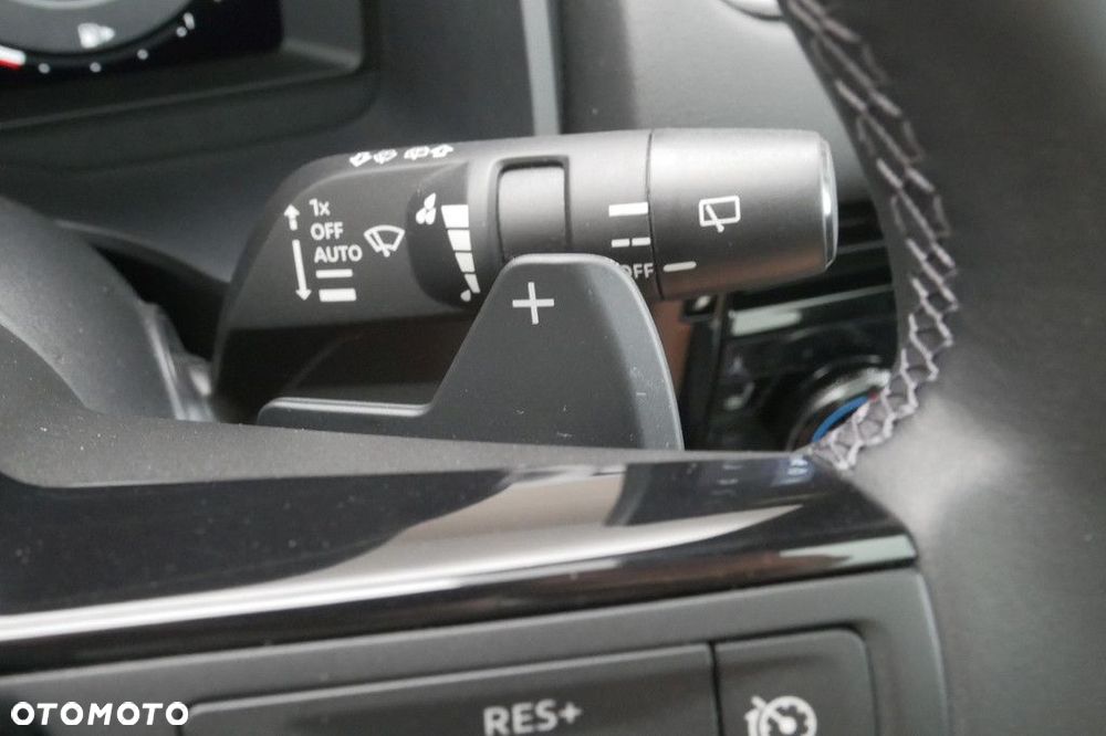 Nissan Qashqai 1.3 DIG-T MHEV N-Connecta Xtronic - 29