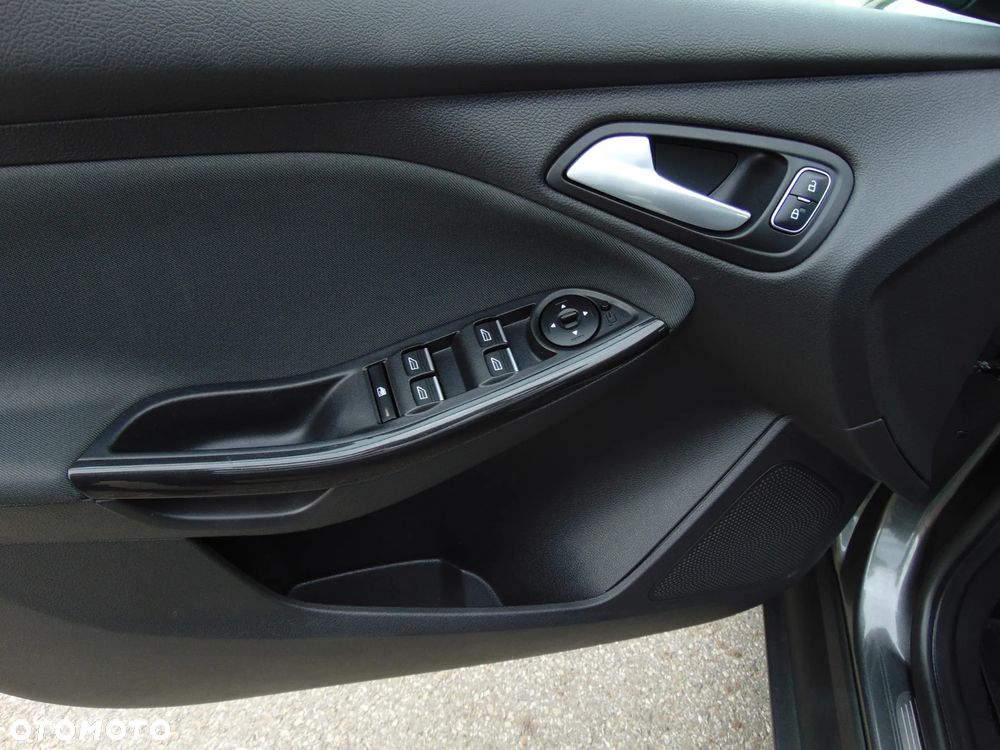 Ford Focus 1.5 TDCi DPF Start-Stopp-System Titanium - 22