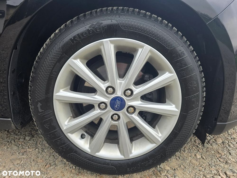 Ford Focus - 26