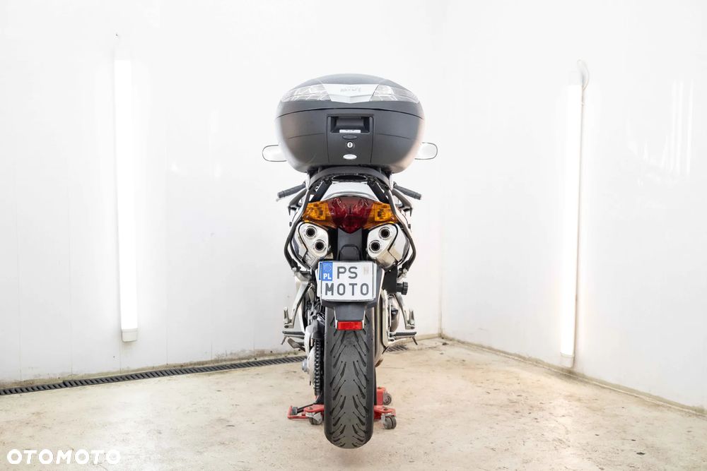 Honda VFR - 10