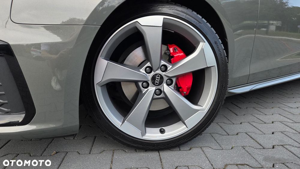 Audi A4 Avant 40 TDI quattro S tronic S line - 29