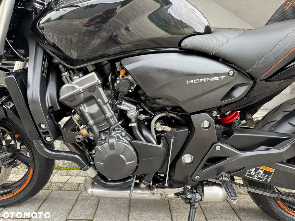 Honda Hornet - 18