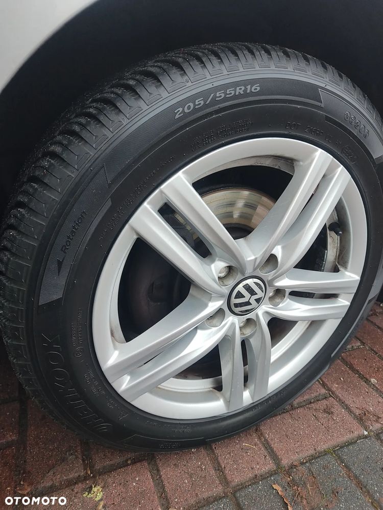 Volkswagen Golf 1.4 TSI BMT Comfortline - 28