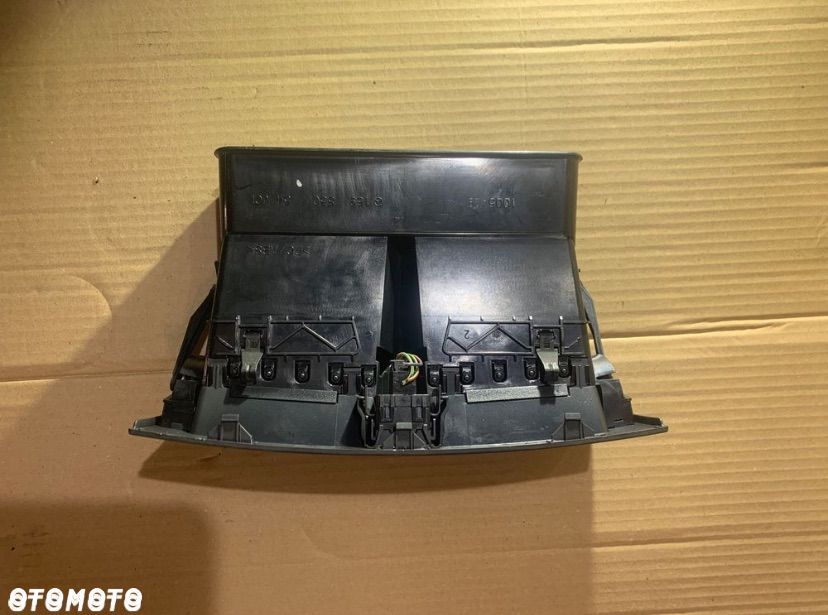 1698300054 kratka nawiewu środkowa Mercedes a w169 b w245 - 3