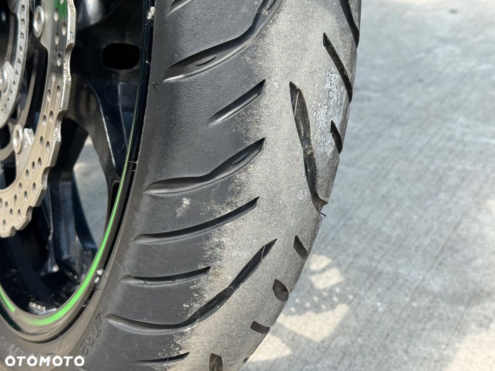 Kawasaki ZZR - 33