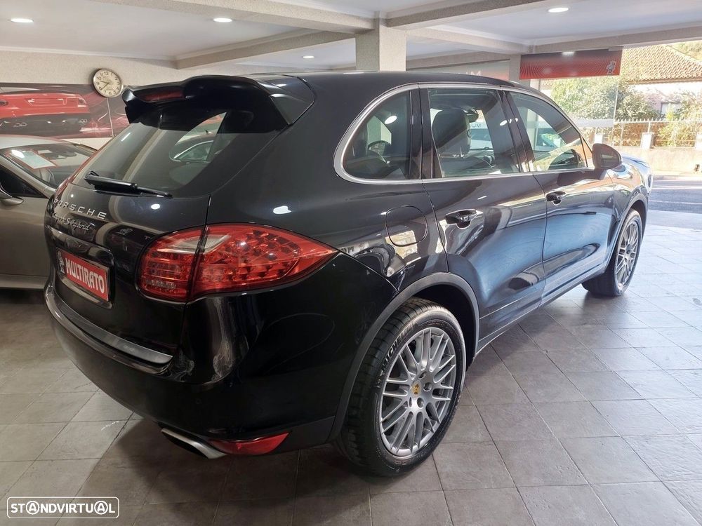 Porsche Cayenne S Hybrid - 8