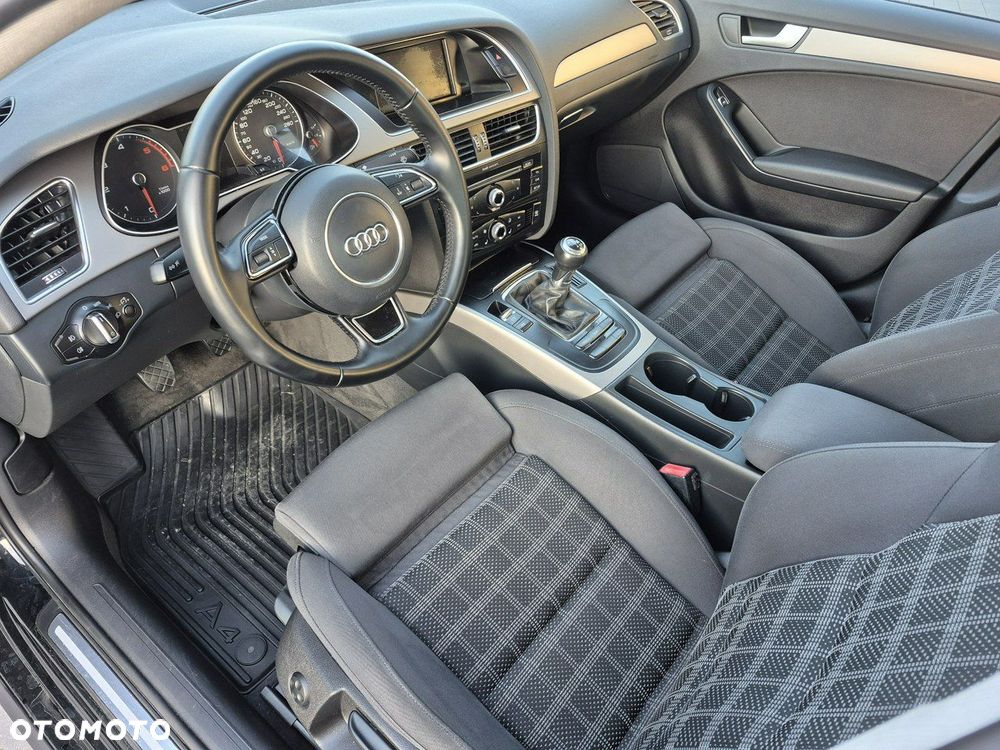 Audi A4 Allroad - 14