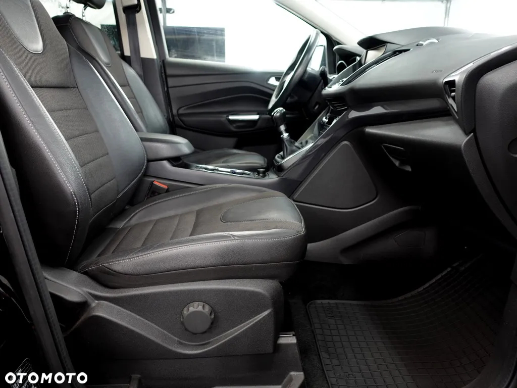 Ford Kuga 2.0 TDCi 4WD Titanium - 20