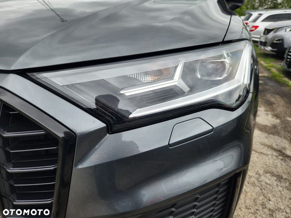 Audi Q7 - 4