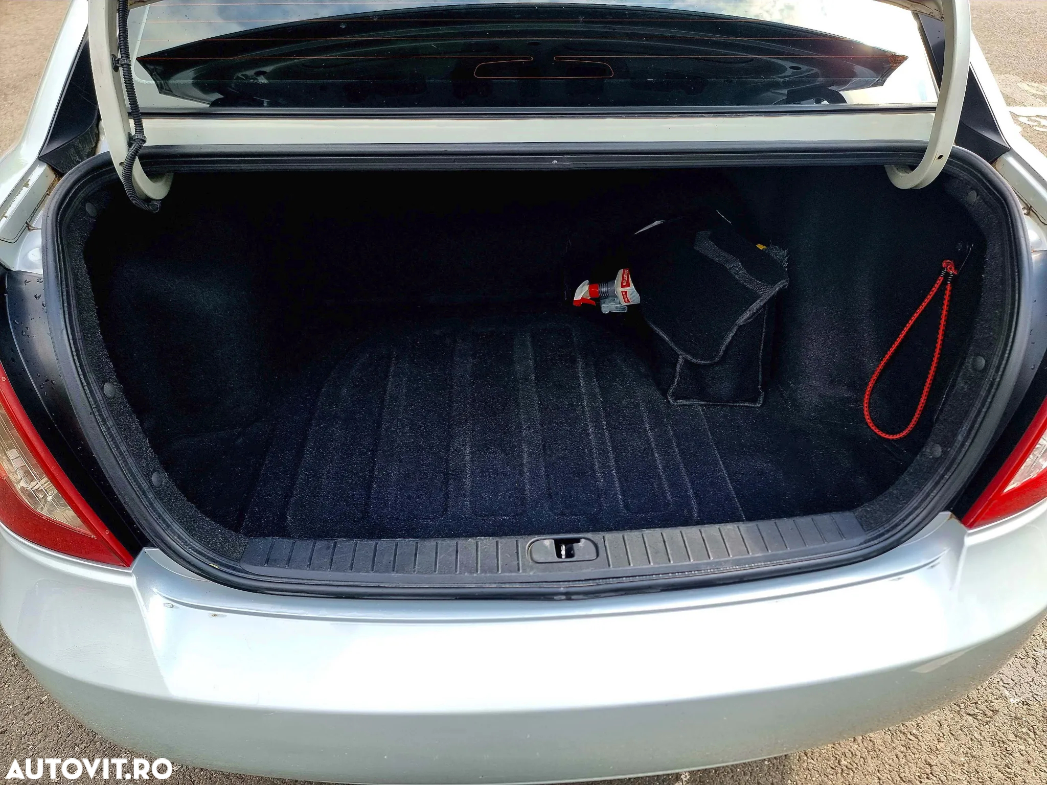 Hyundai Accent - 7