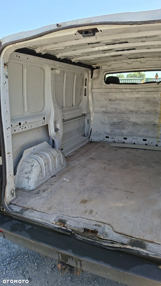 Opel VIVARO - 8
