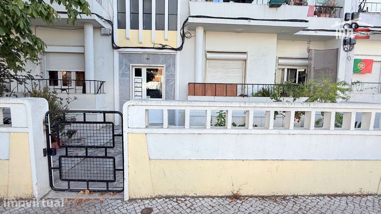 Apartamento T2 R/ch Montijo, Logradouro, Arrecadação, Cave para Arr... - Grande imagem: 3/33