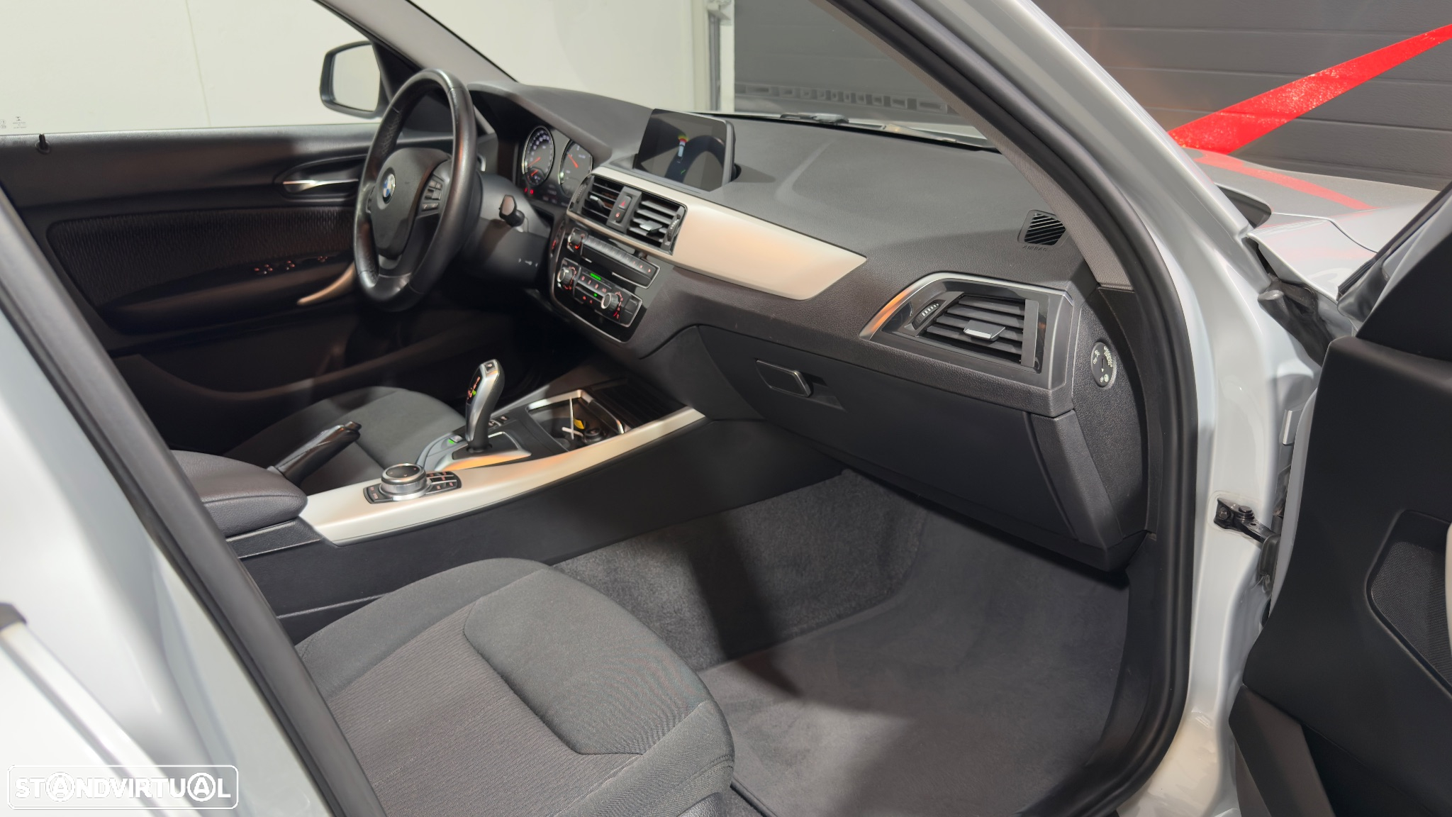 BMW 116 d Aut. Advantage - 12