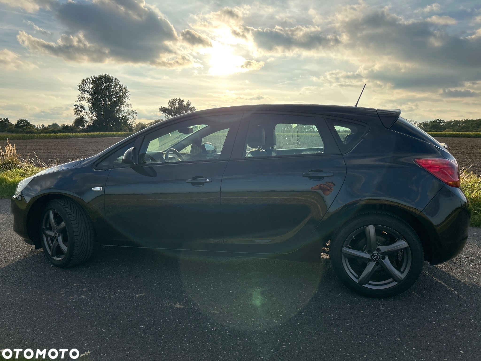 Opel Astra 1.6 - 10
