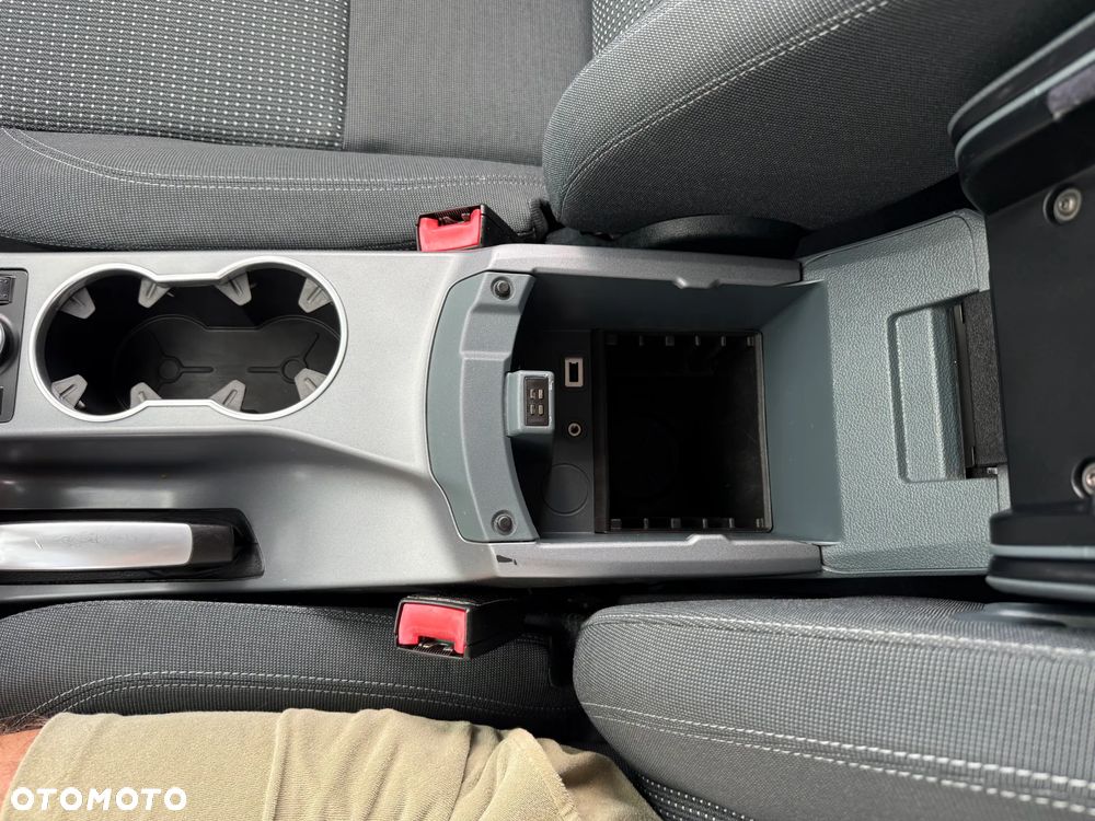 Ford C-MAX 1.0 EcoBoost Start-Stopp-System Titanium - 23