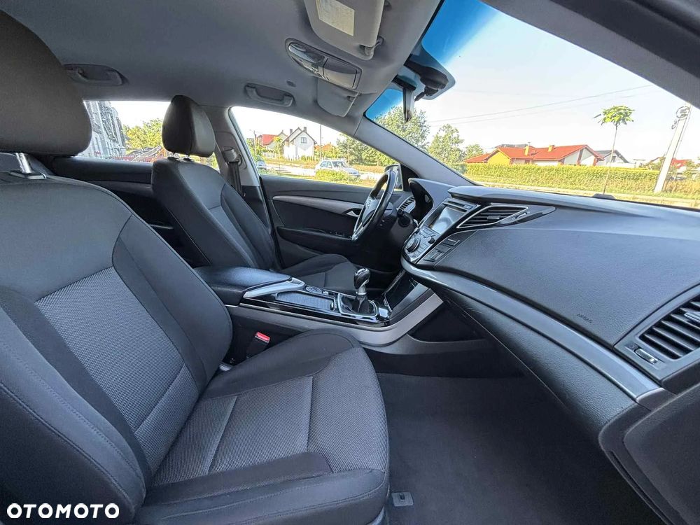 Hyundai i40 1.7 CRDi Comfort + - 24